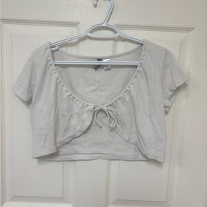 H&M Cream Tie-Front Cropped Top